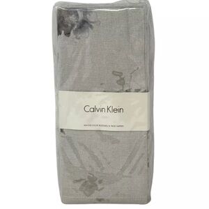 Calvin Klein Set of FOUR 20" x 20" Cotton Gray Watercolor Bija Designer Napkins